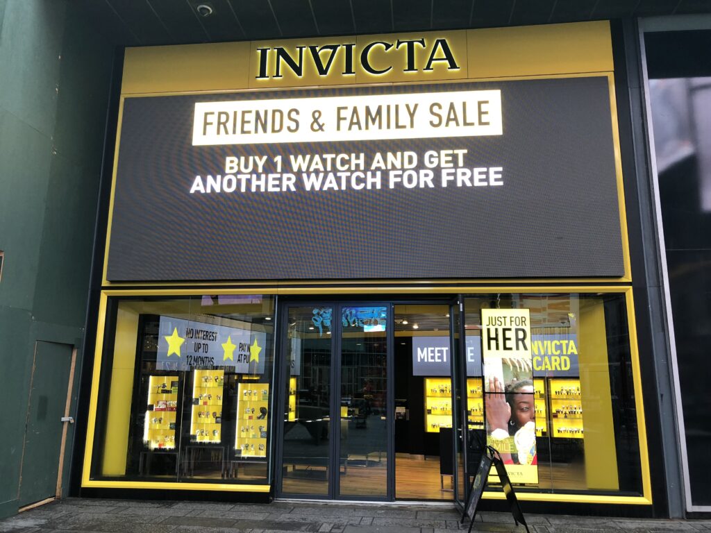 Invicta's storefront digital signage done by CrownTV