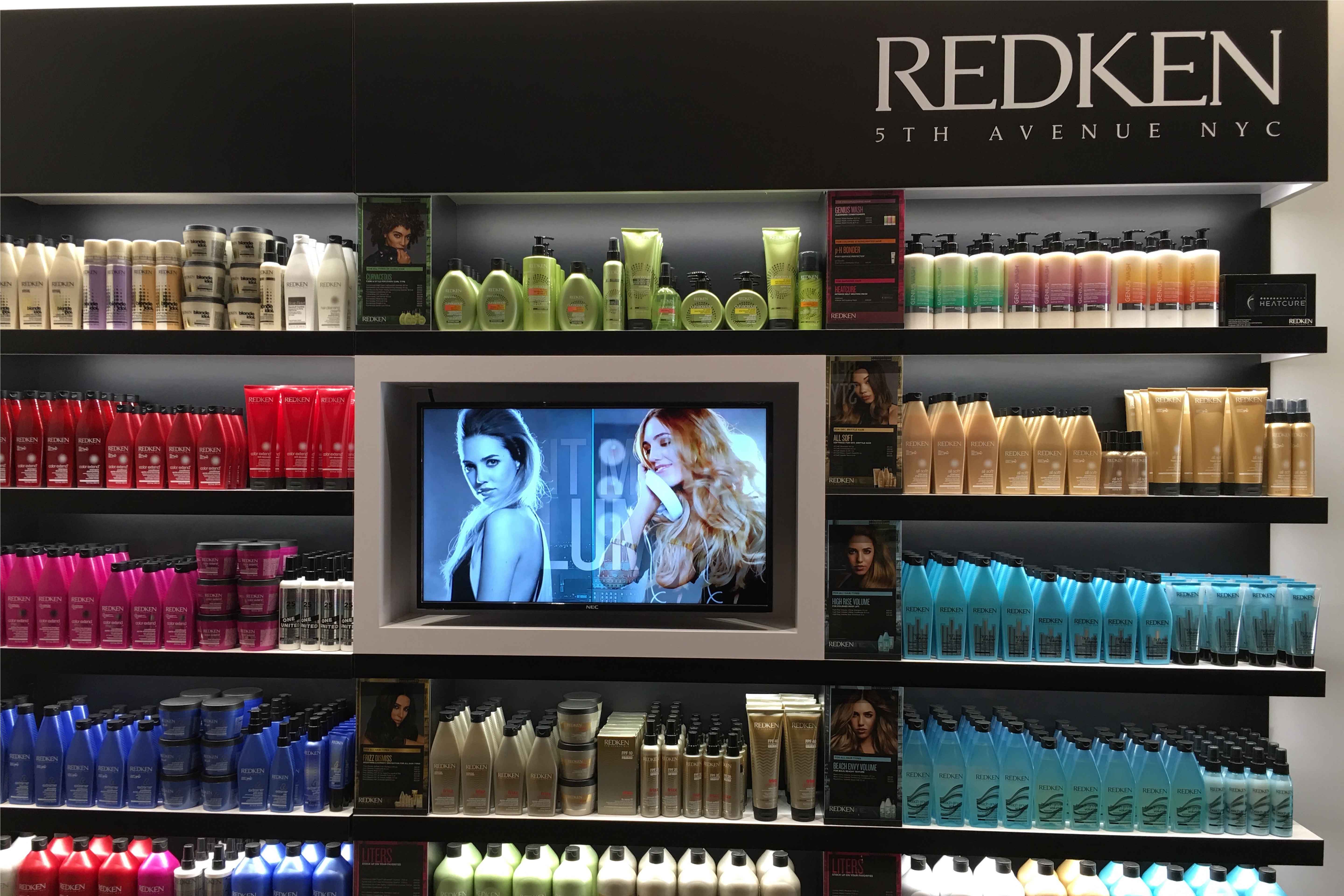 salon digital signage