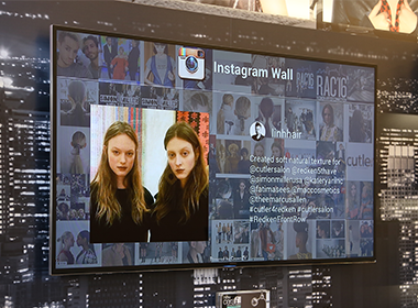 digital signage instagram, instagram wall