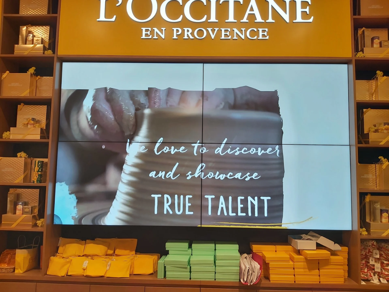 Loccitane Digital Signage