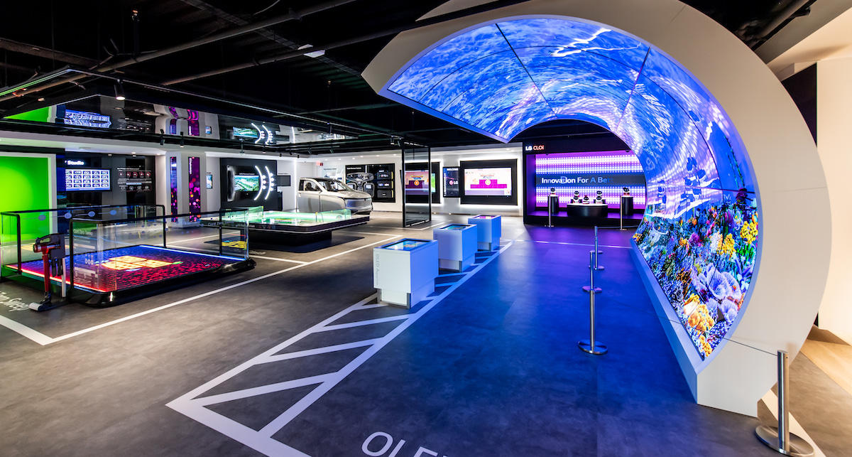 LG’S NEW NORTH AMERICA HQ NEAR NYC FEATURES 100S OF DIGITAL SIGNS AND PRO DISPLAYS
