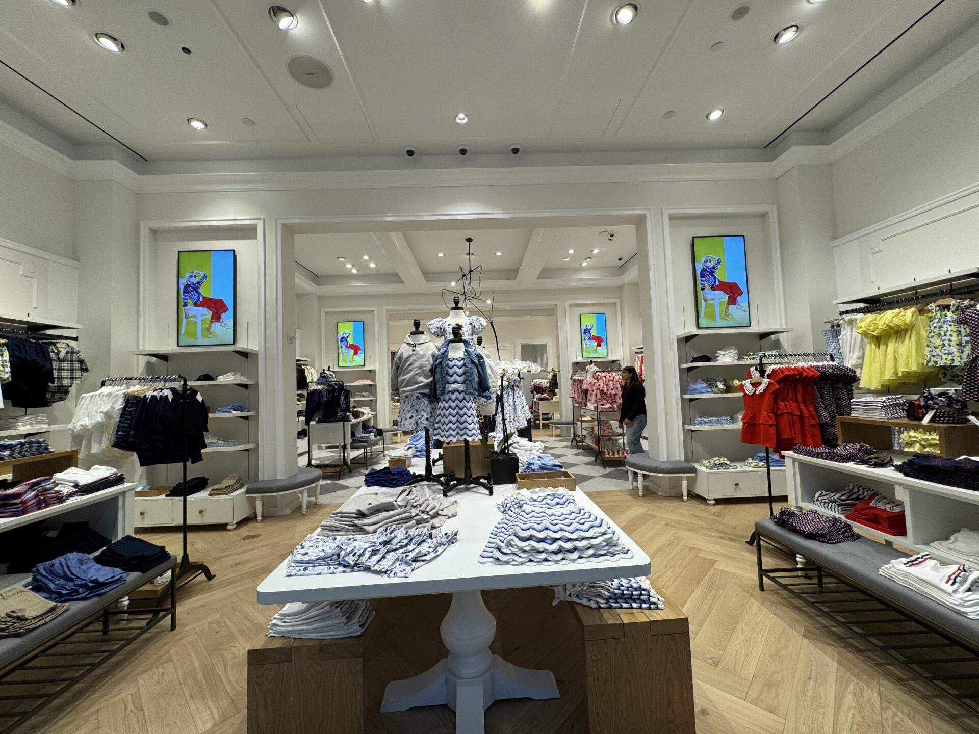 Janie and Jack retail digital signage synchronized content display