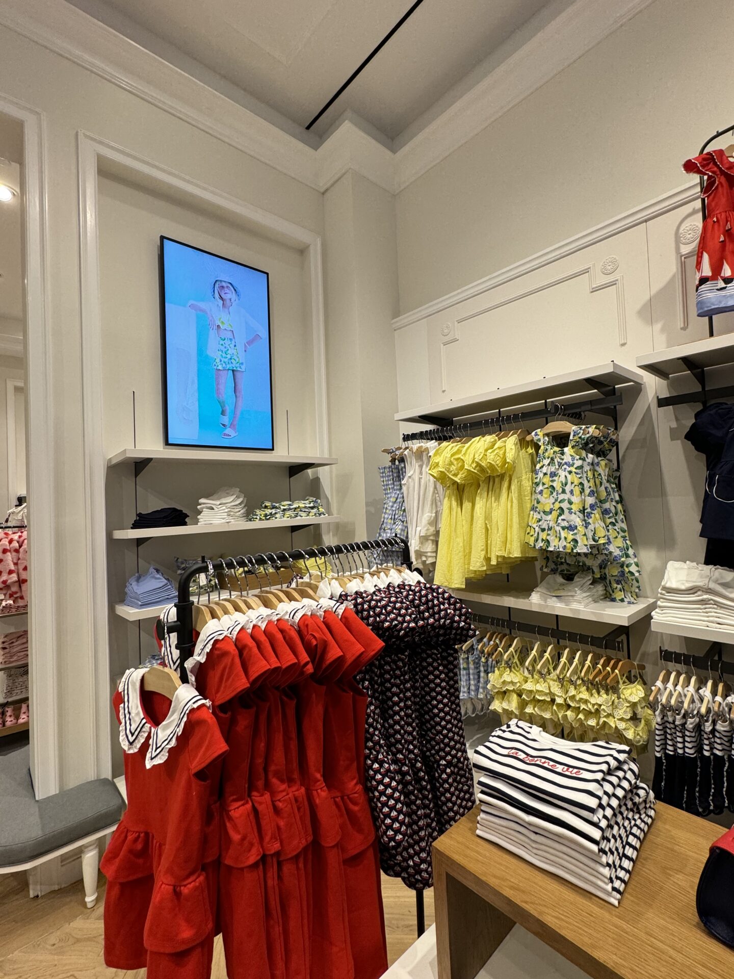 Janie and Jack CrownTV digital display installation detail